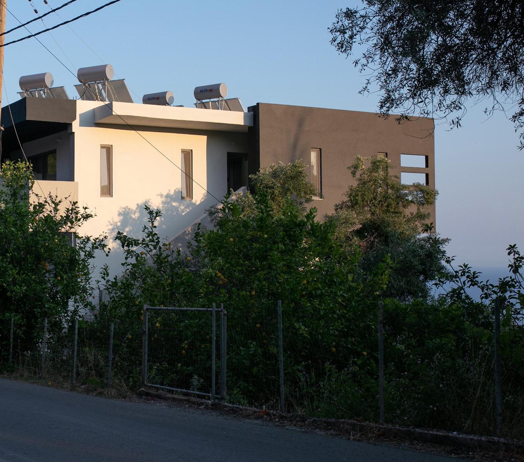 Anassa Apartment Parga Exterior photo